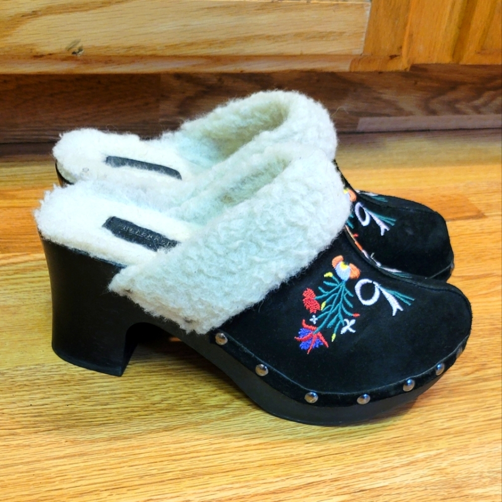 Pazzo Black Suede Embroidered Clogs